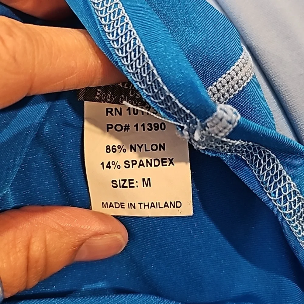 Body glove blue swim shirt uv protection  - womens medium - Picture 7 of 7